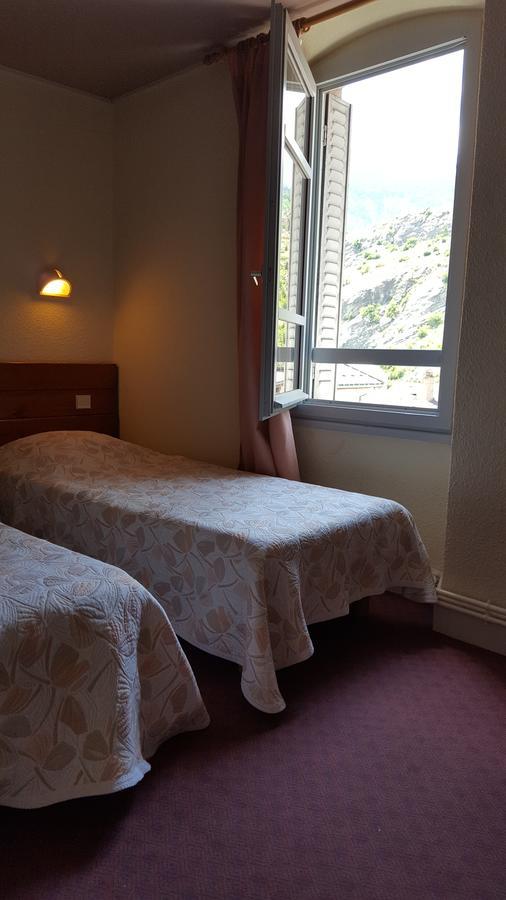 Hotel Restaurant Glaizette LʼArgentière-la-Bessée المظهر الخارجي الصورة