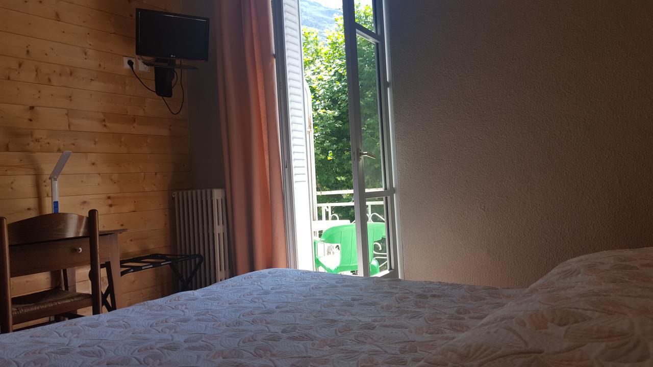Hotel Restaurant Glaizette LʼArgentière-la-Bessée المظهر الخارجي الصورة